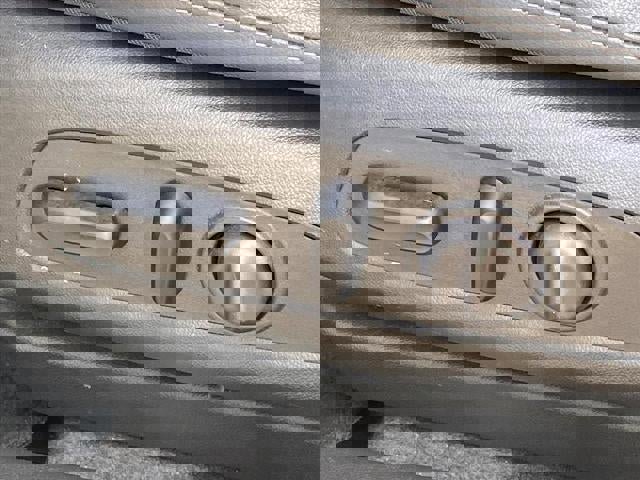 Used 2025 Chevrolet Trax ACTIV w/ Sunroof Package FWD image 15