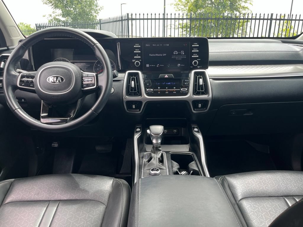 Used 2021 Kia Sorento S AWD/4WD image 16
