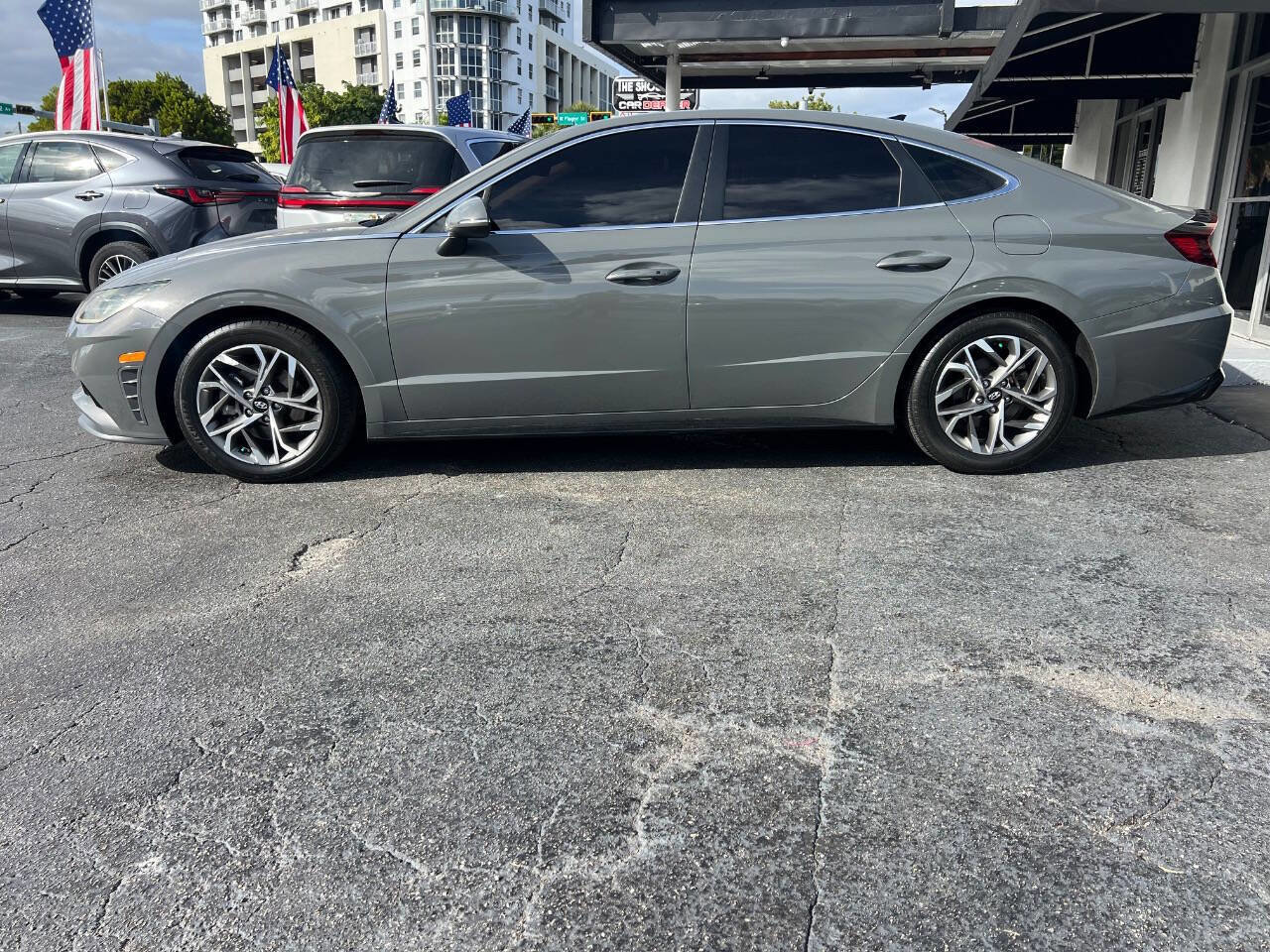 Used 2021 Hyundai Sonata SEL image 3