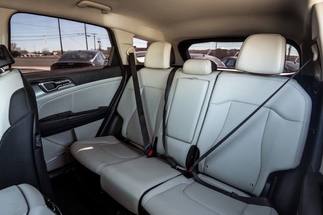 Used 2023 Kia Sportage EX image 28