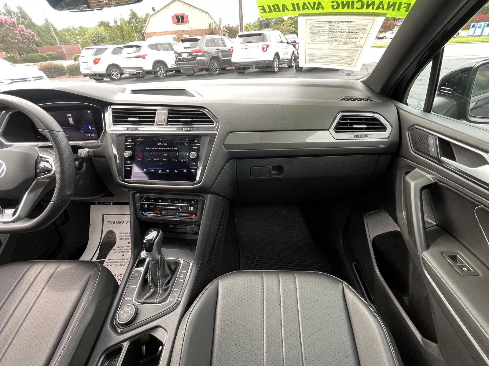 Used 2022 Volkswagen Tiguan SE R-Line AWD/4WD image 14