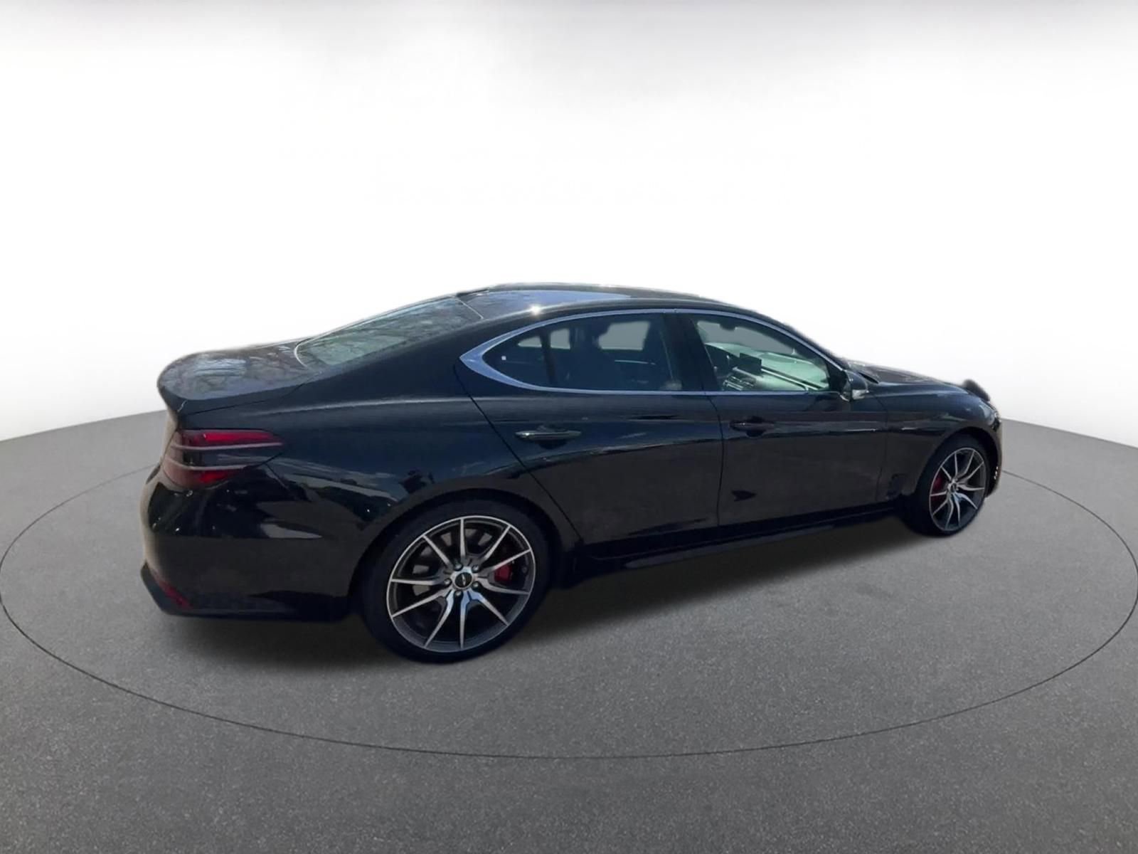 Used 2025 Genesis G70 2.5T AWD/4WD image 14