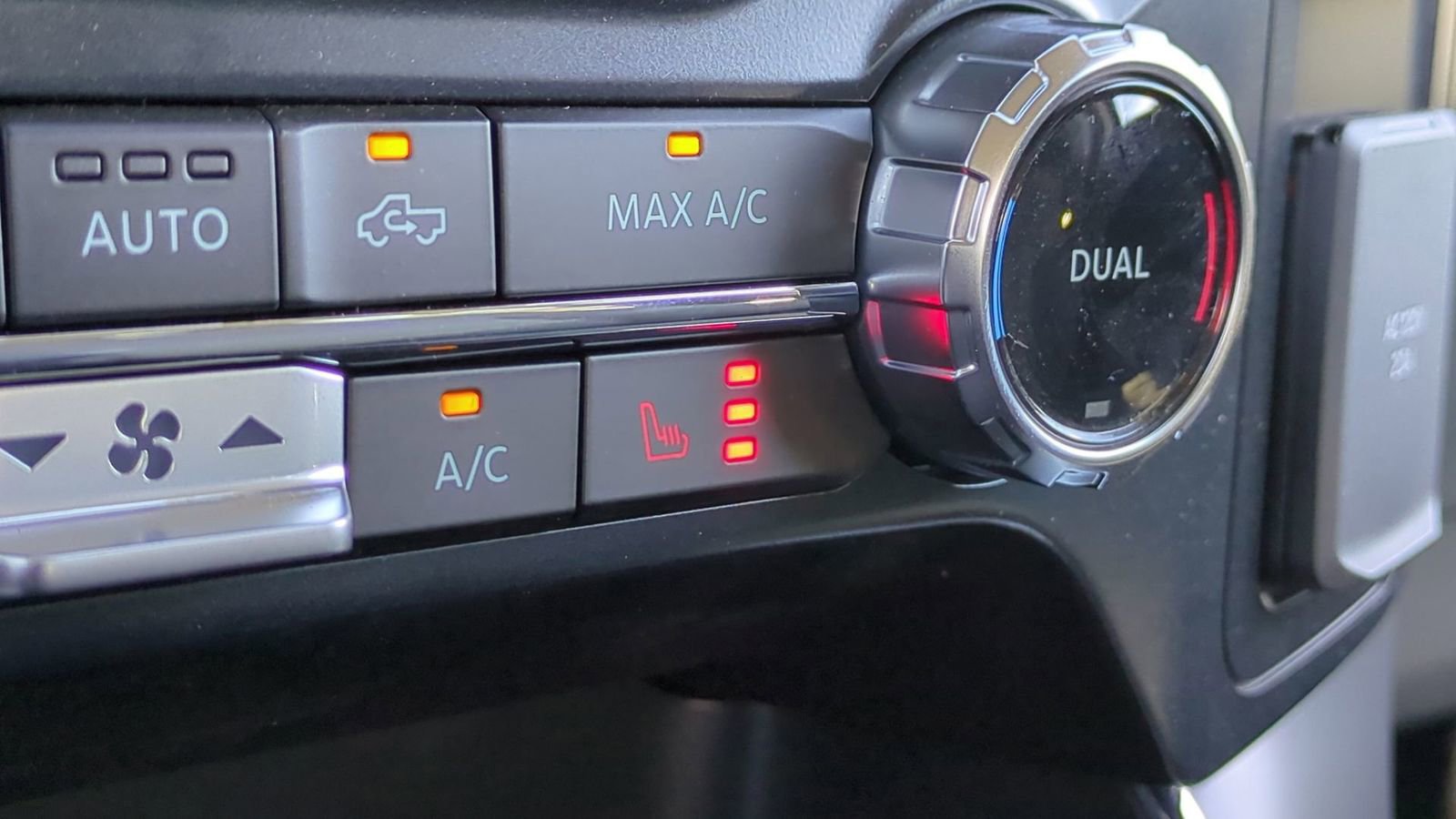 New 2025 Ford F150 Lightning XLT AWD/4WD image 32