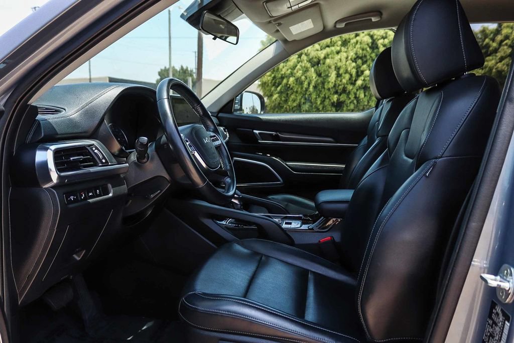 Used 2022 Kia Telluride LX AWD/4WD image 19