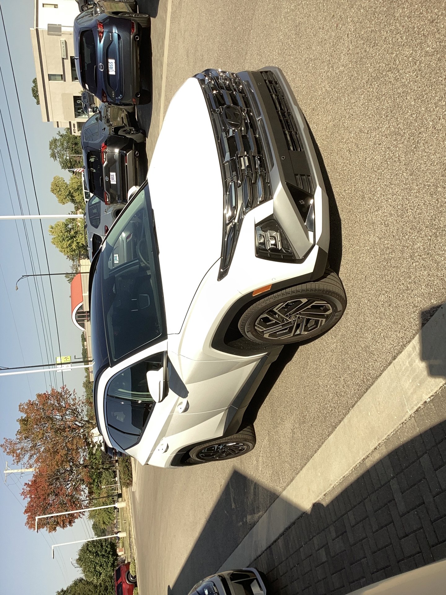 Certified 2025 Hyundai Tucson Limited image 1