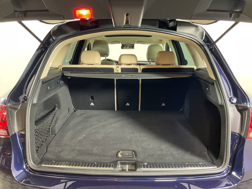 Used 2022 Mercedes-Benz GLC 300 GLC 300 image 21