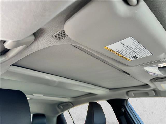 Used 2024 Toyota Prius Prime Premium image 23