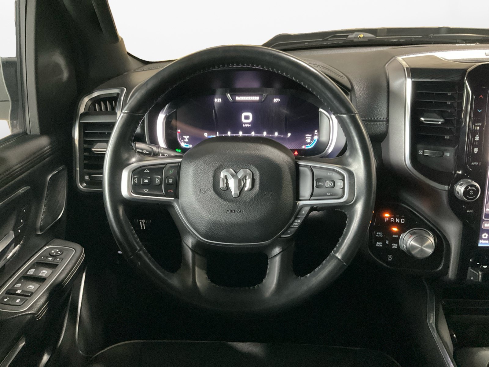 Used 2023 RAM 1500 Laramie AWD/4WD image 14
