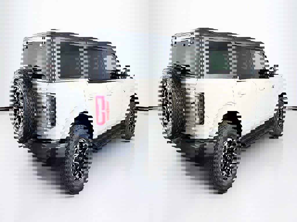 New 2025 Ford Bronco Outer Banks image 25