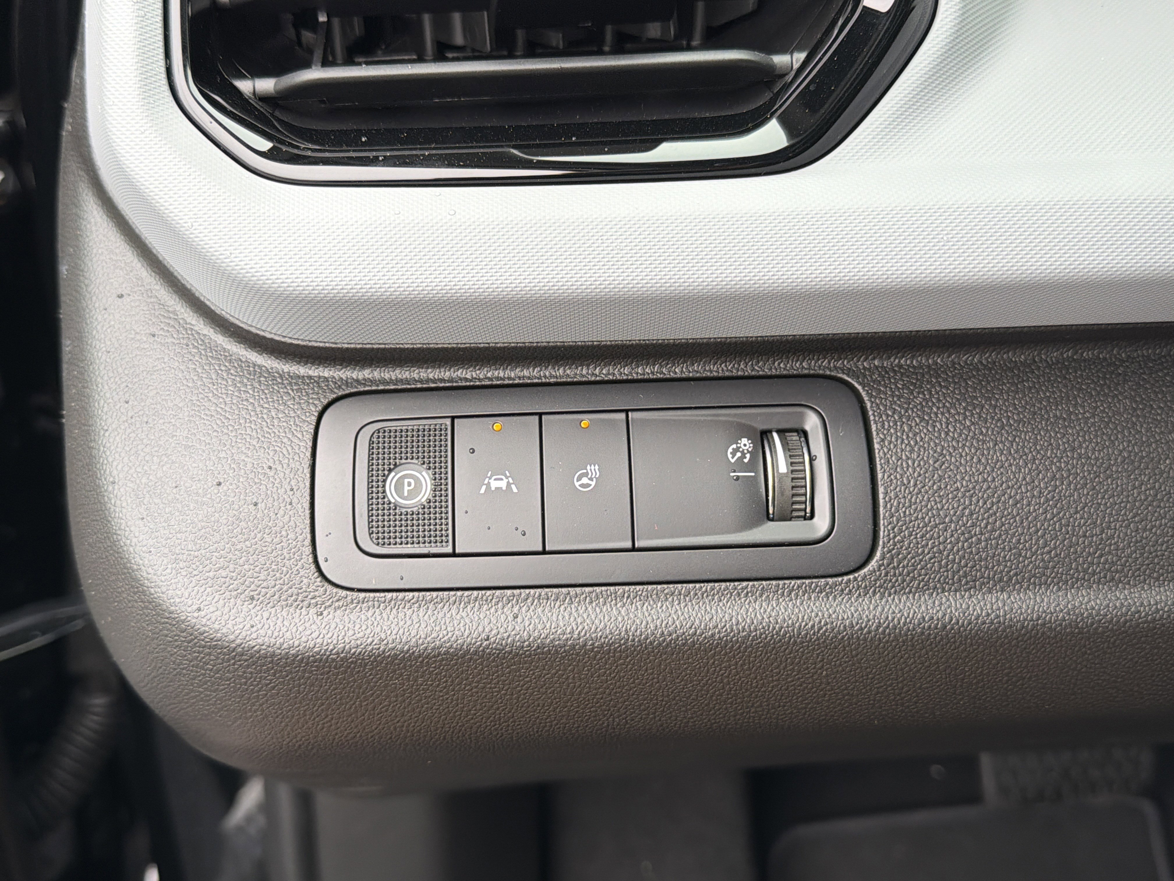 New 2027 Chevrolet Bolt LT FWD image 15