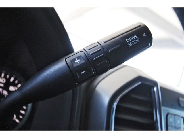 Used 2018 Ford F150 XLT w/ Equipment Group 301A Mid AWD/4WD image 17