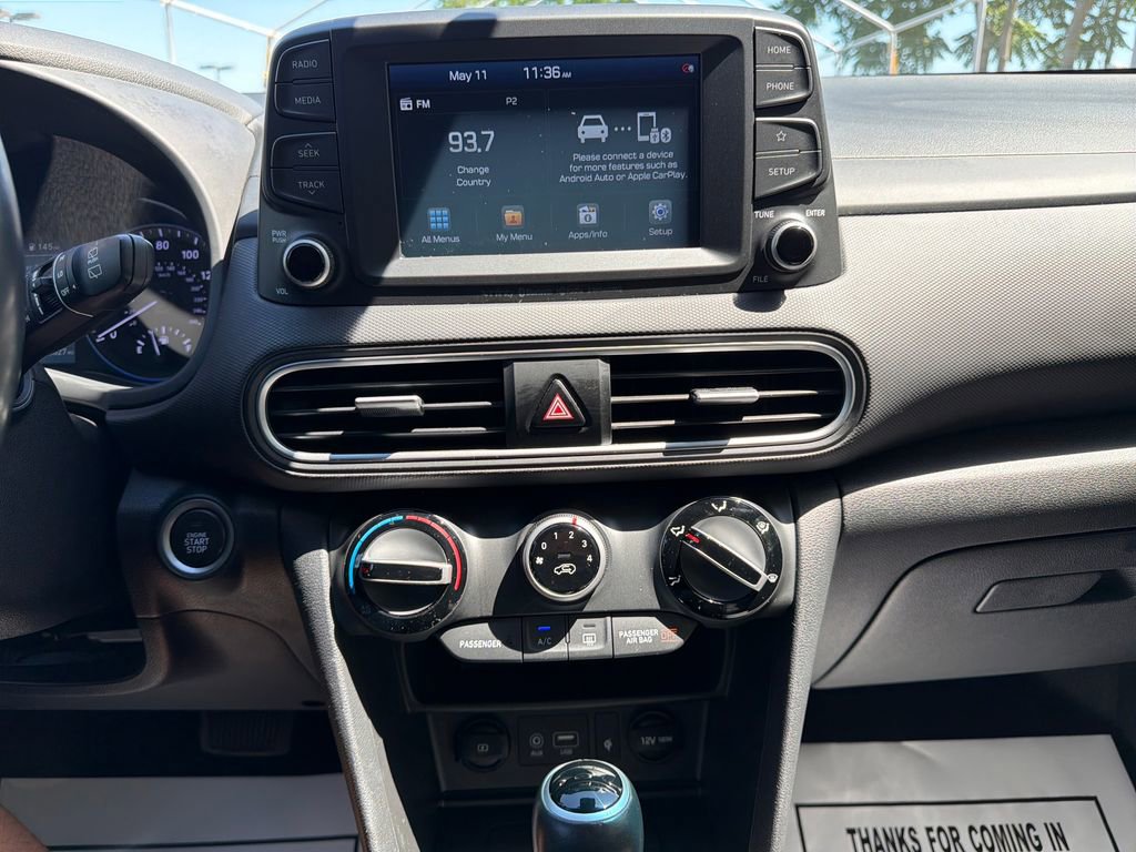 Used 2020 Hyundai Kona SEL Plus AWD/4WD image 19