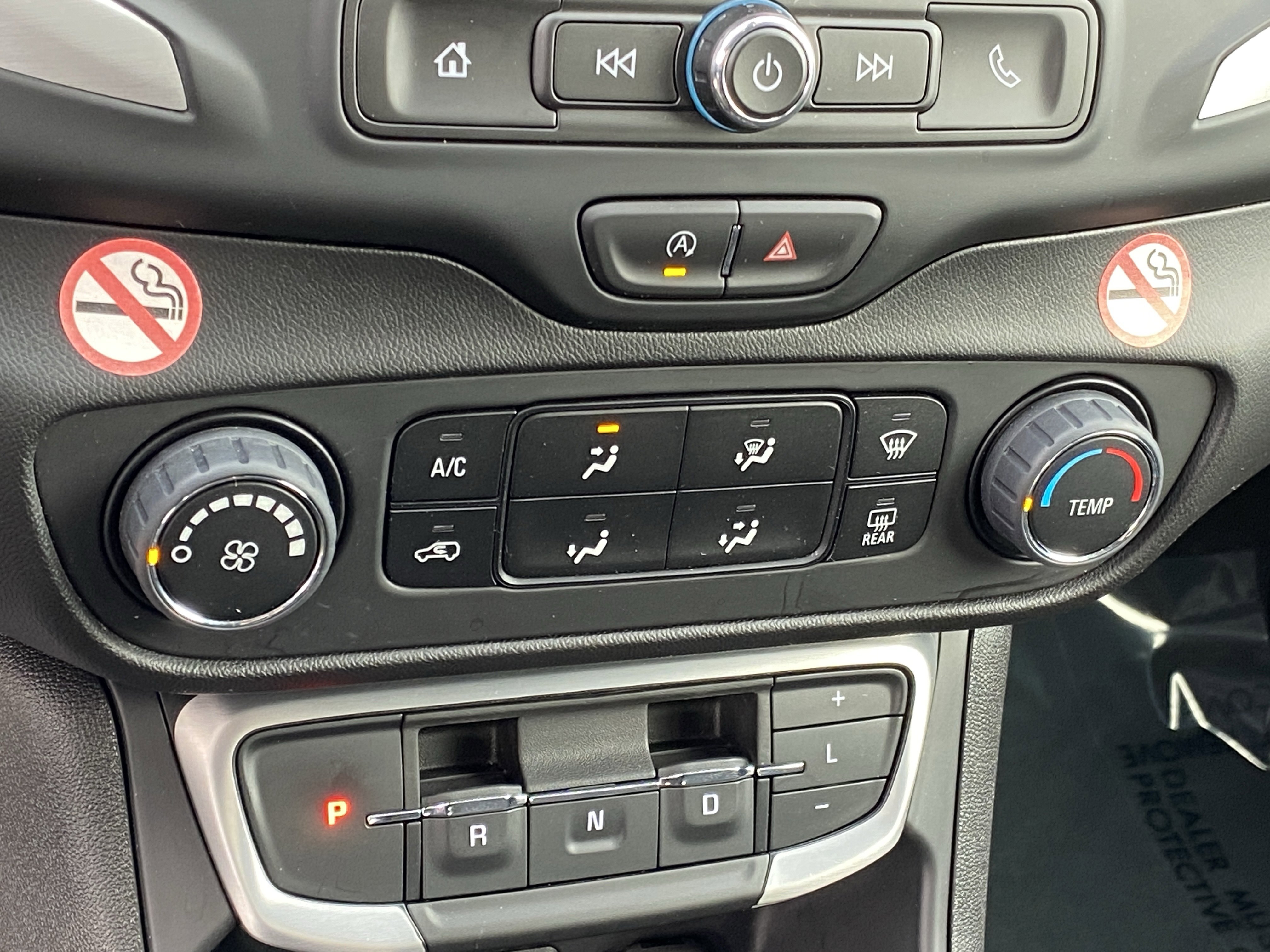 Used 2024 GMC Terrain SLE image 20