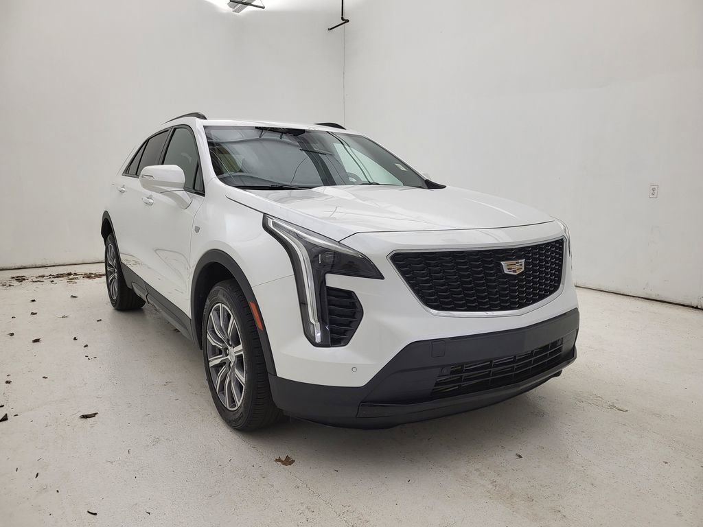 Used 2023 Cadillac XT4 Sport AWD/4WD image 3
