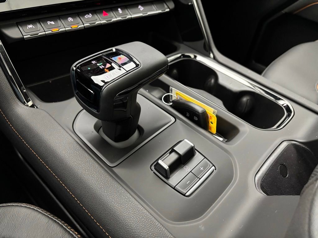 New 2025 GMC Sierra 1500 AT4 w/ AT4 Premium Package image 33