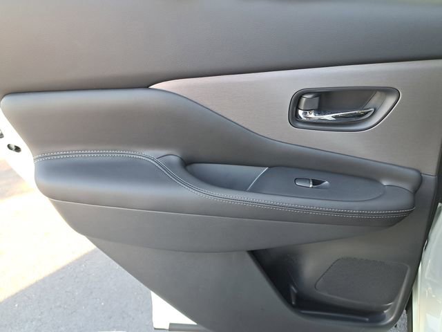 Used 2023 Nissan Murano SL w/ Cargo Package image 13