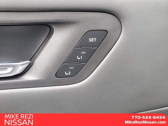 New 2026 Nissan Leaf Platinum+ w/ Cargo Package (Platinum+) FWD image 13