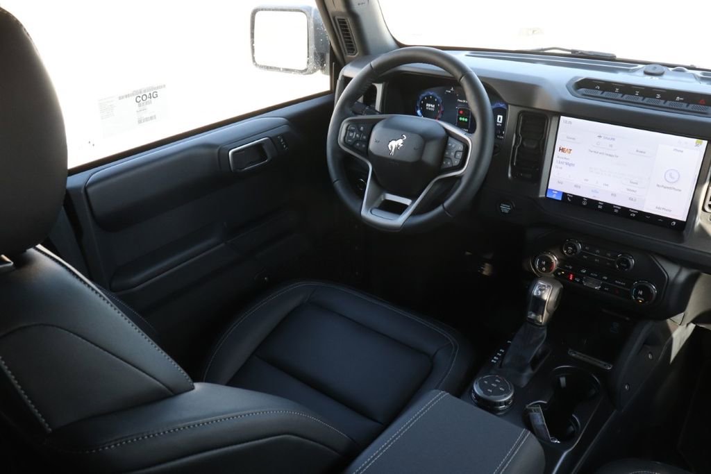 New 2025 Ford Bronco Badlands image 11