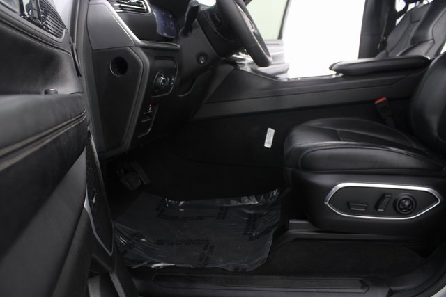 Used 2023 Jeep Wagoneer L Series II image 18