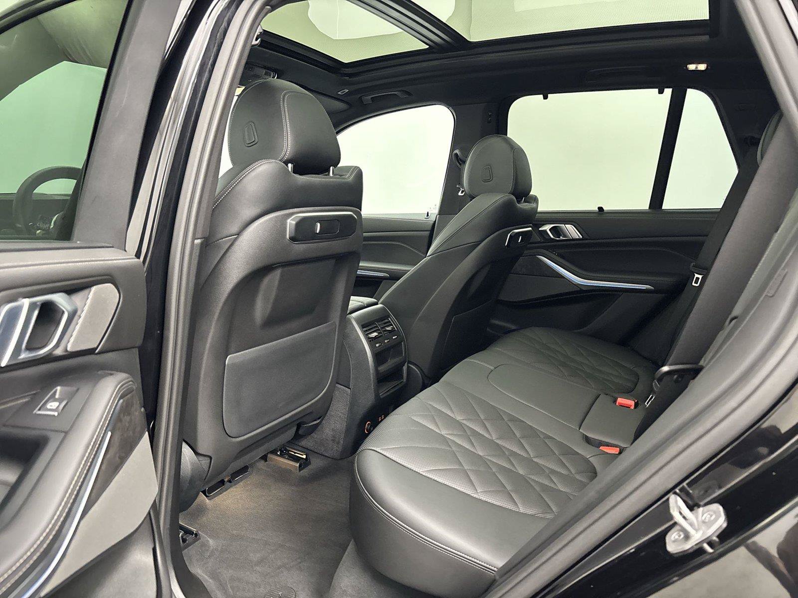 Used 2024 BMW X5 xDrive40i w/ Executive Package AWD/4WD image 29
