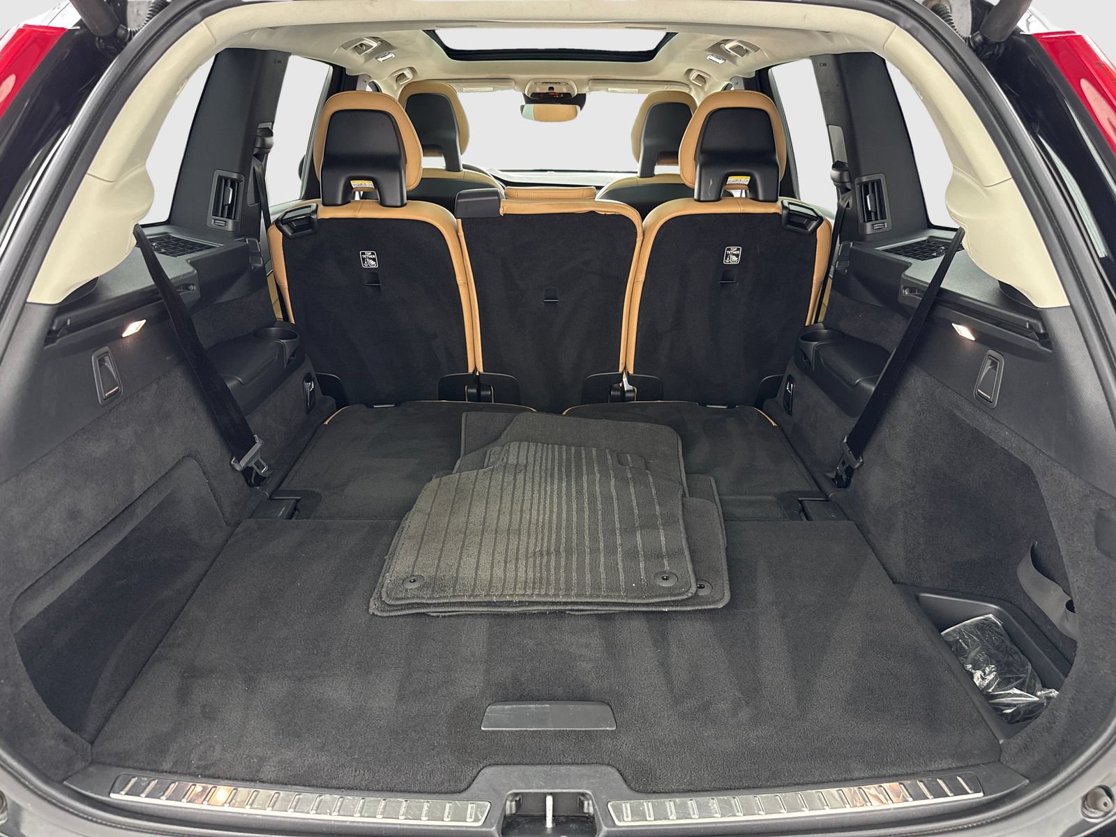 Used 2016 Volvo XC90 T6 Momentum w/ Protection Package Plus AWD/4WD image 47