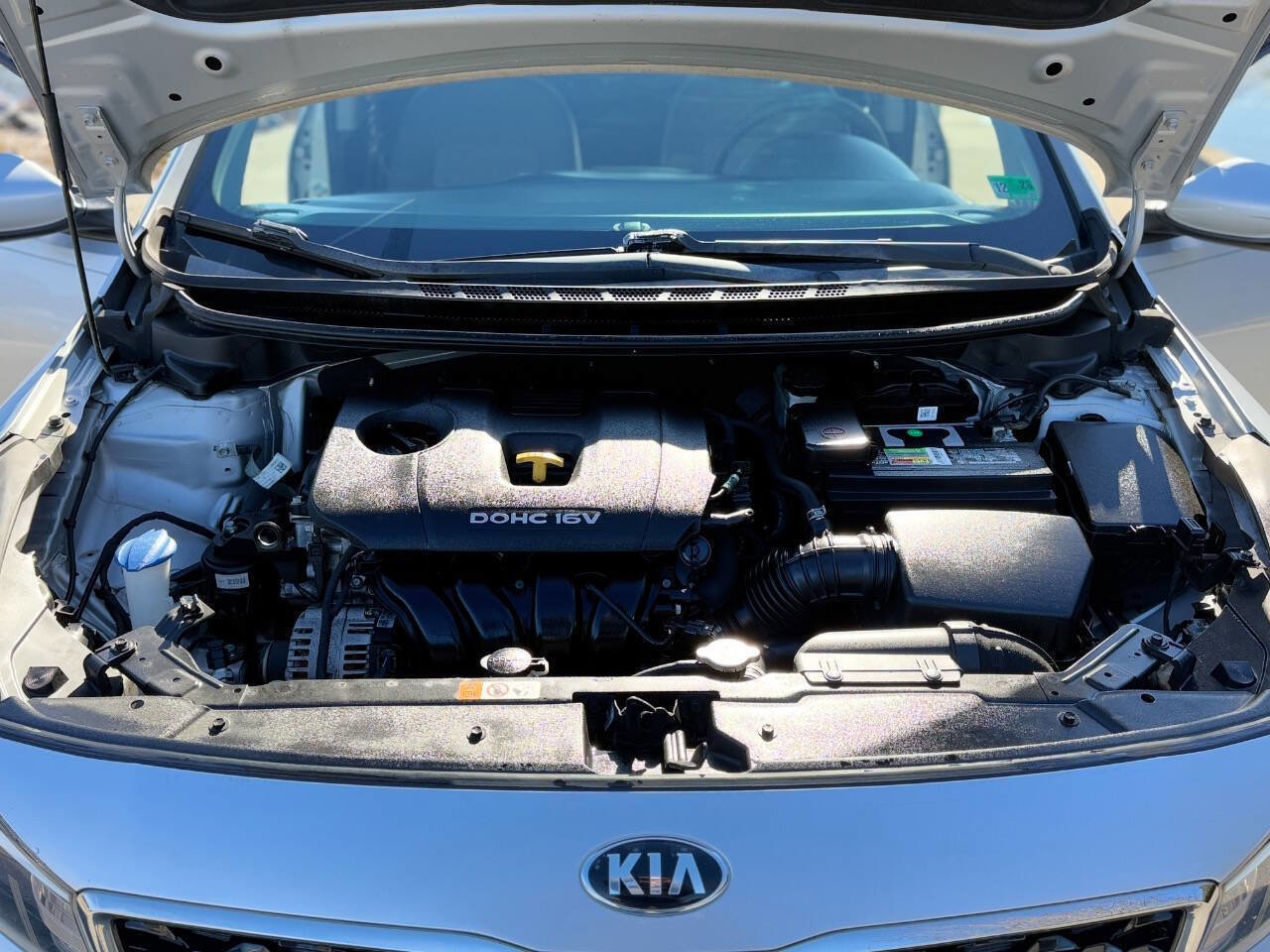 Used 2017 Kia Forte LX image 6