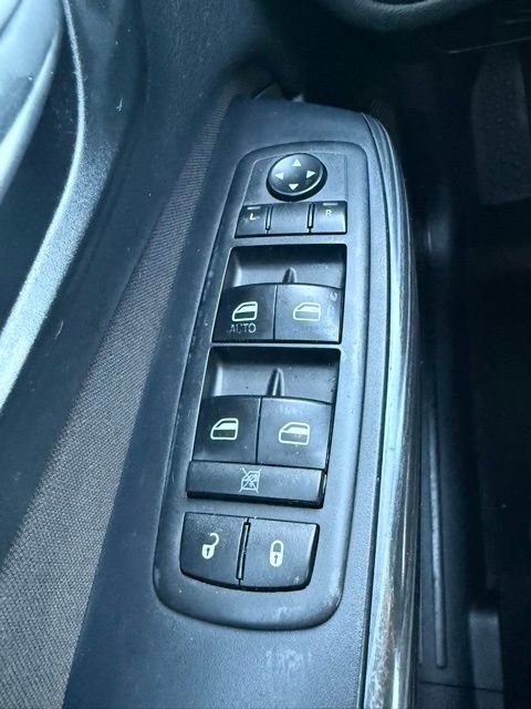 Used 2015 Jeep Cherokee Latitude image 16