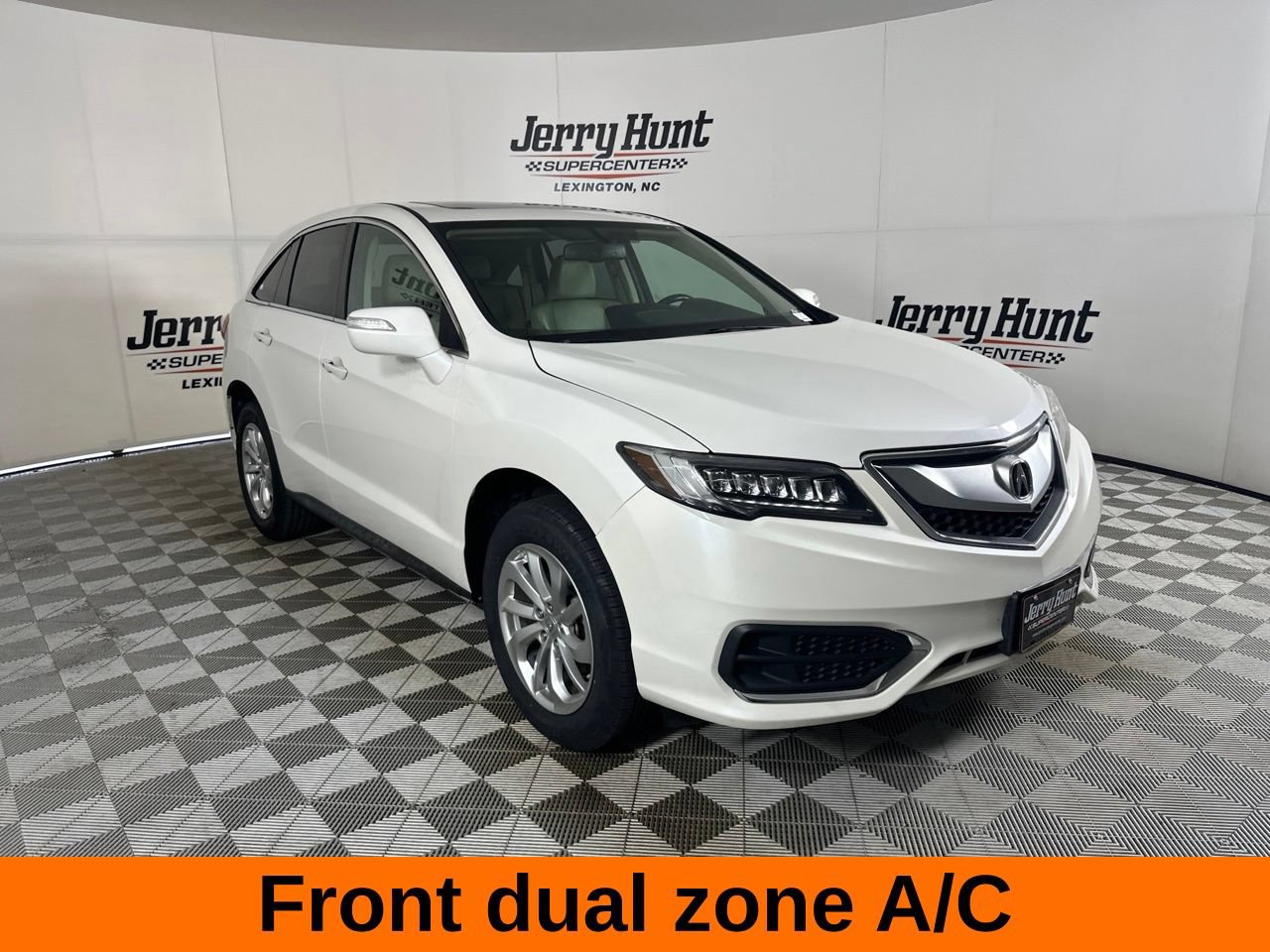 Used 2017 Acura RDX FWD w/ Technology Package image 4
