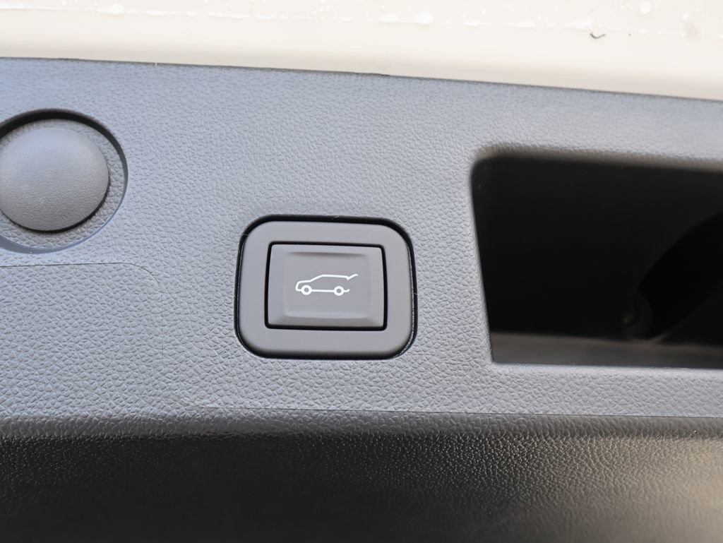 New 2026 GMC Terrain AT4 AWD/4WD image 29