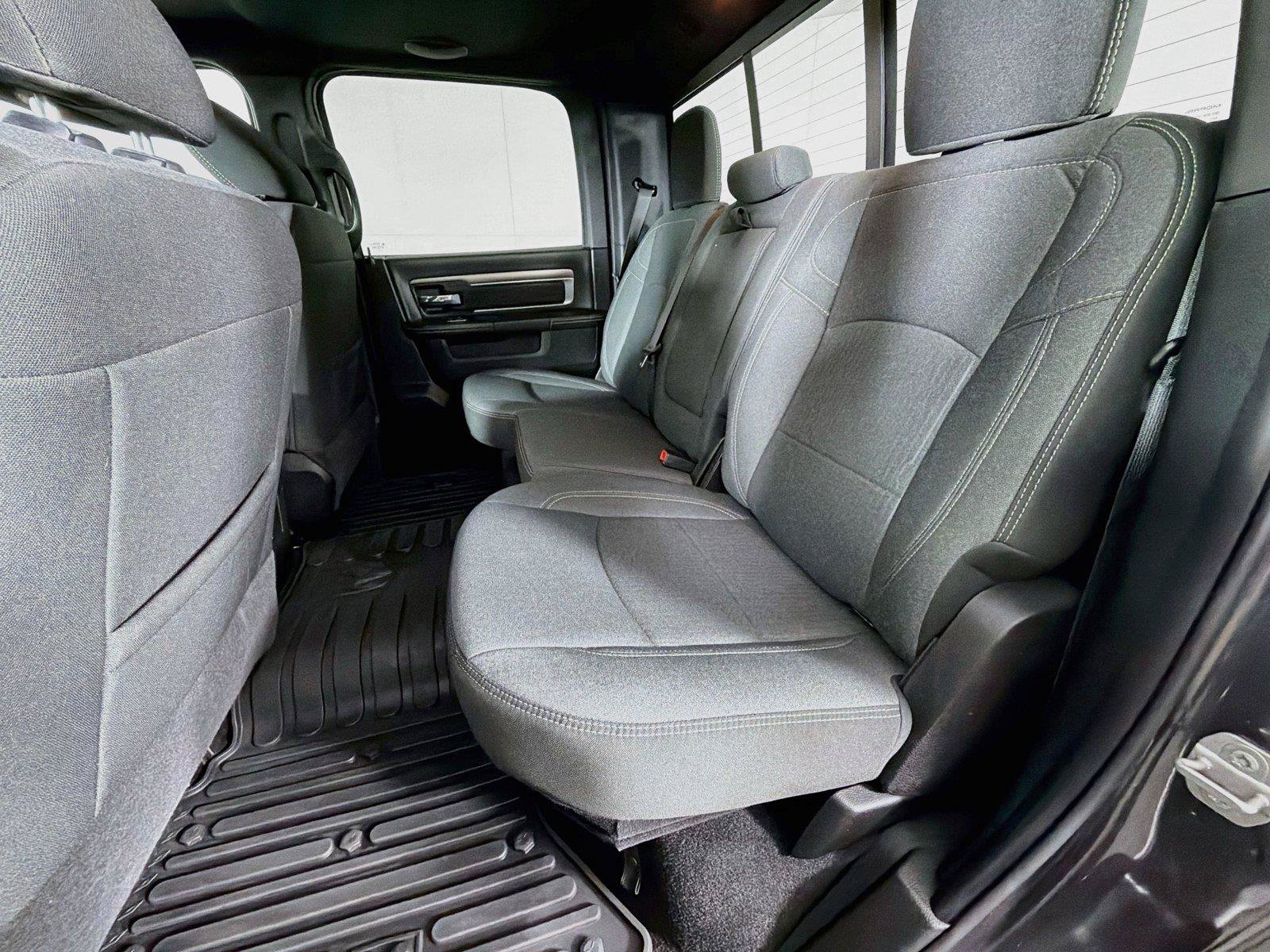 Used 2024 RAM 1500 Warlock w/ Trailer & Traction Group AWD/4WD image 24