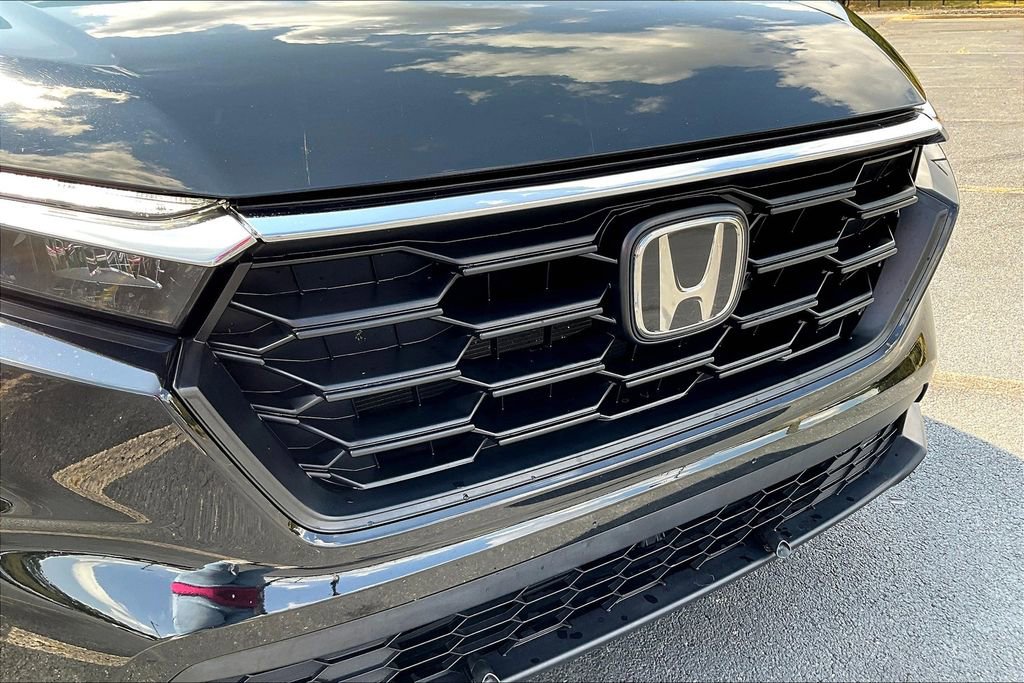 Used 2023 Honda CR-V LX image 31