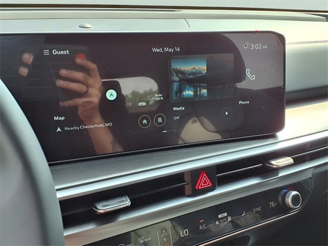 New 2025 Kia Sorento S w/ Panoramic Sunroof Package image 11