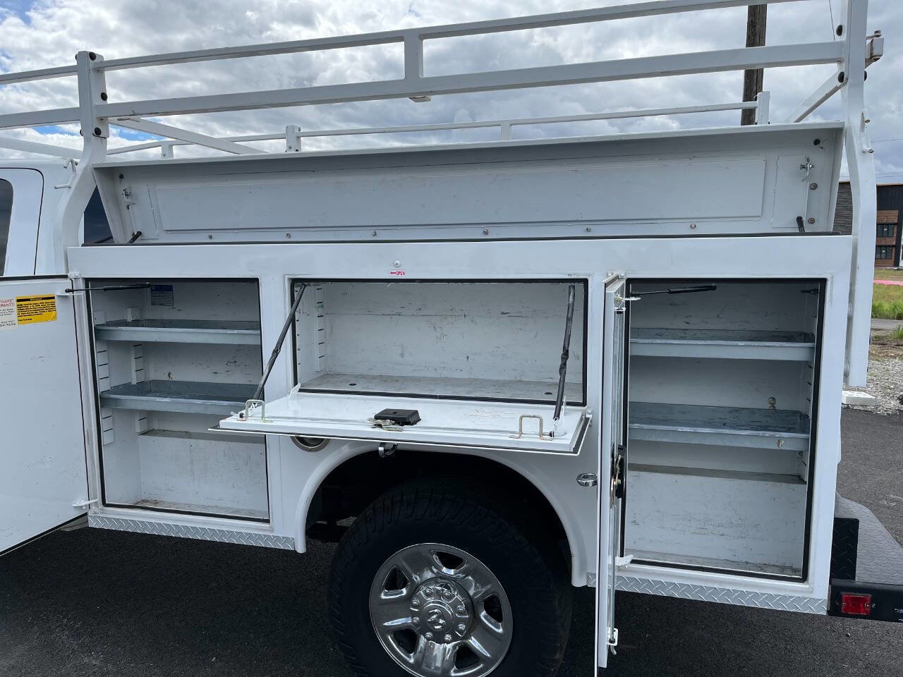 Used 2022 RAM 3500 Big Horn AWD/4WD image 25