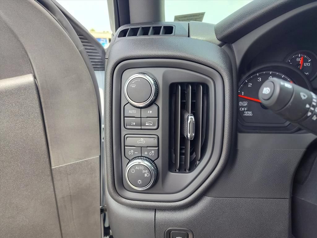 Used 2025 GMC Sierra 1500 Pro w/ Pro Value Package AWD/4WD image 14