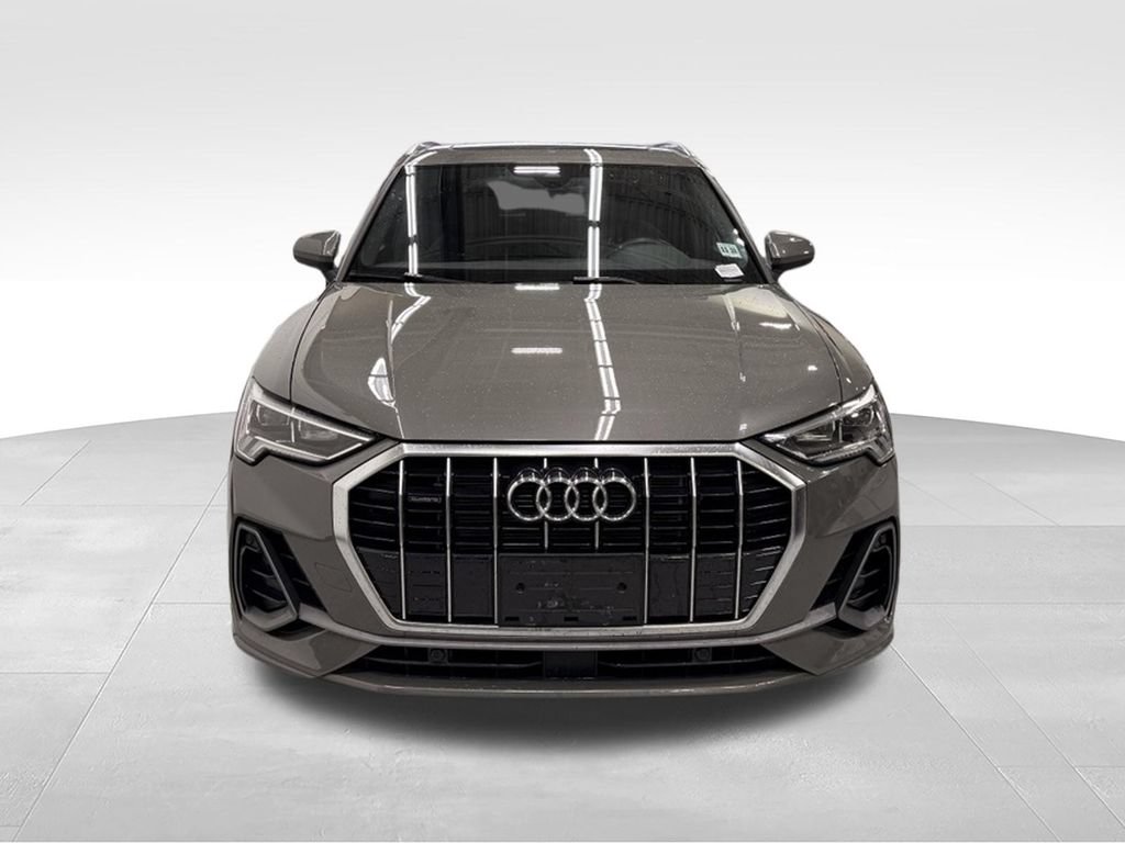Used 2024 Audi Q3 2.0T Premium w/ Convenience Package AWD/4WD image 8