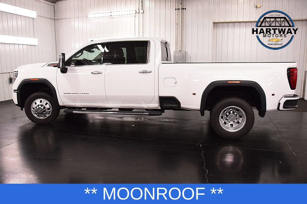 Used 2025 GMC Sierra 3500 Denali w/ Denali Reserve Package AWD/4WD image 4