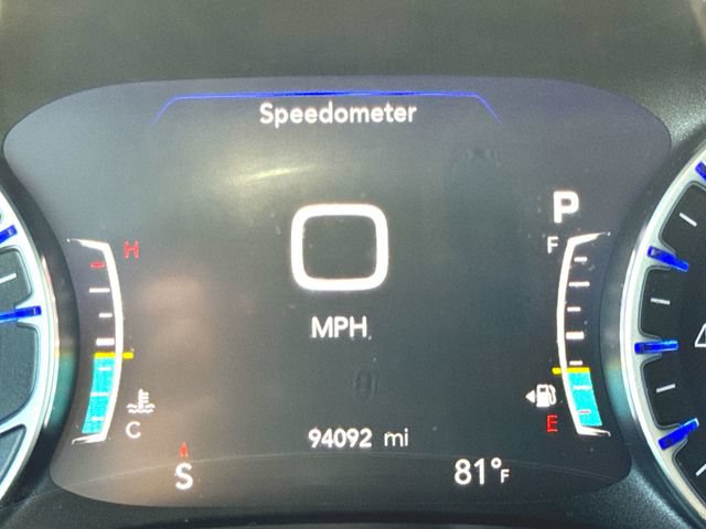 Used 2019 Chrysler Pacifica Touring-L Plus w/ Tire & Wheel Group FWD image 12
