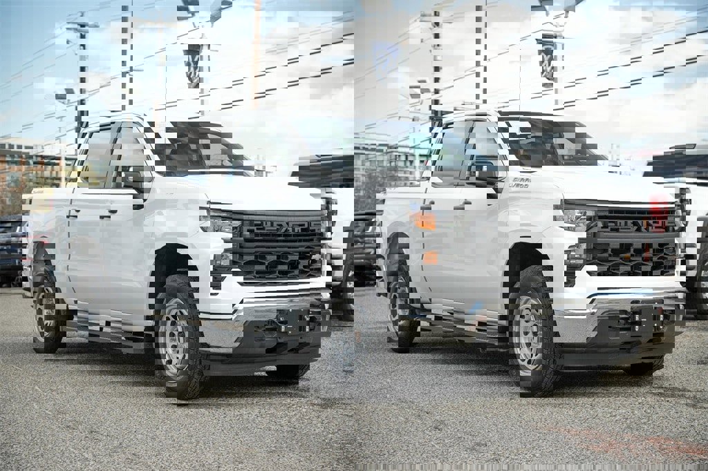 Used 2023 Chevrolet Silverado 1500 W/T w/ WT Value Package image 6