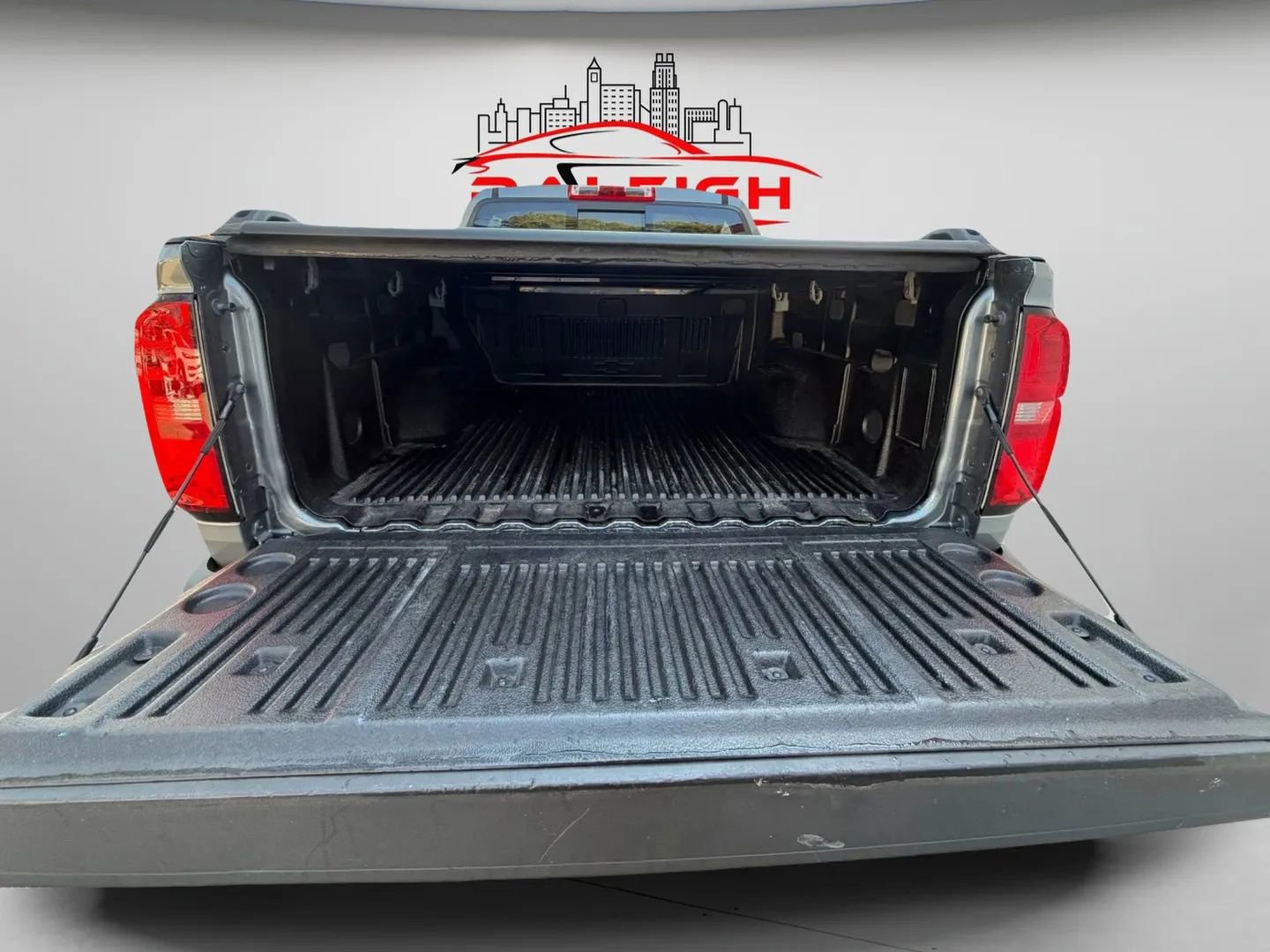 Used 2018 Chevrolet Colorado Z71 image 15