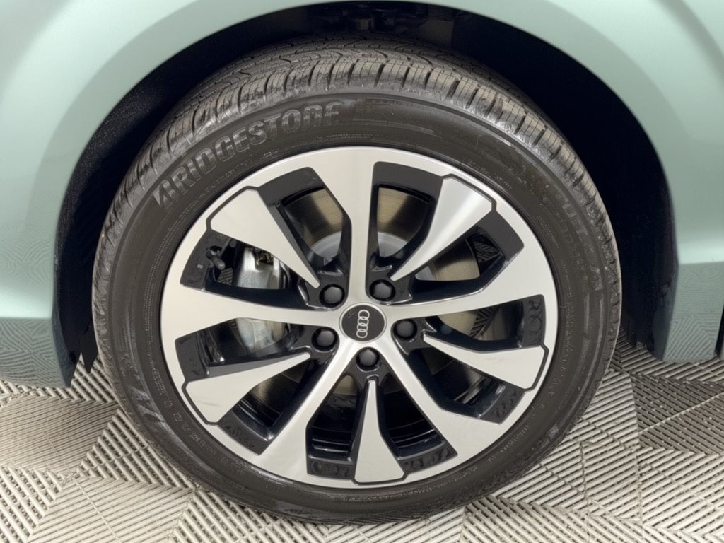 New 2026 Audi Q3 quattro 2.0T AWD/4WD image 13