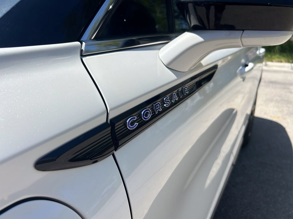 New 2025 Lincoln Corsair Grand Touring AWD/4WD image 42