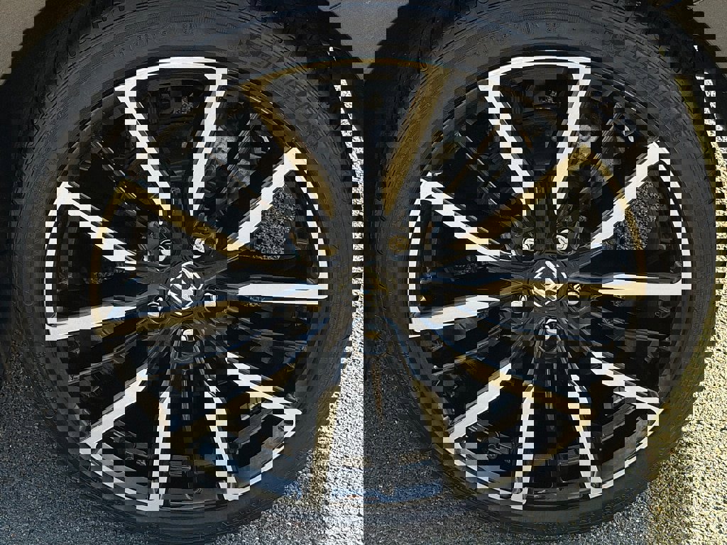 Certified 2024 Honda Accord Touring image 5