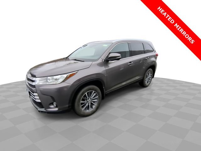 Used 2019 Toyota Highlander XLE image 4
