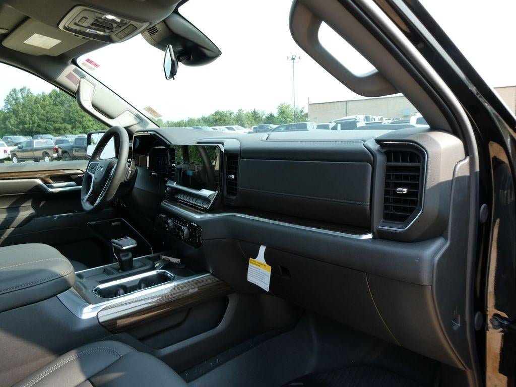 New 2026 Chevrolet Silverado 1500 LT Trail Boss w/ Convenience Package II AWD/4WD image 11