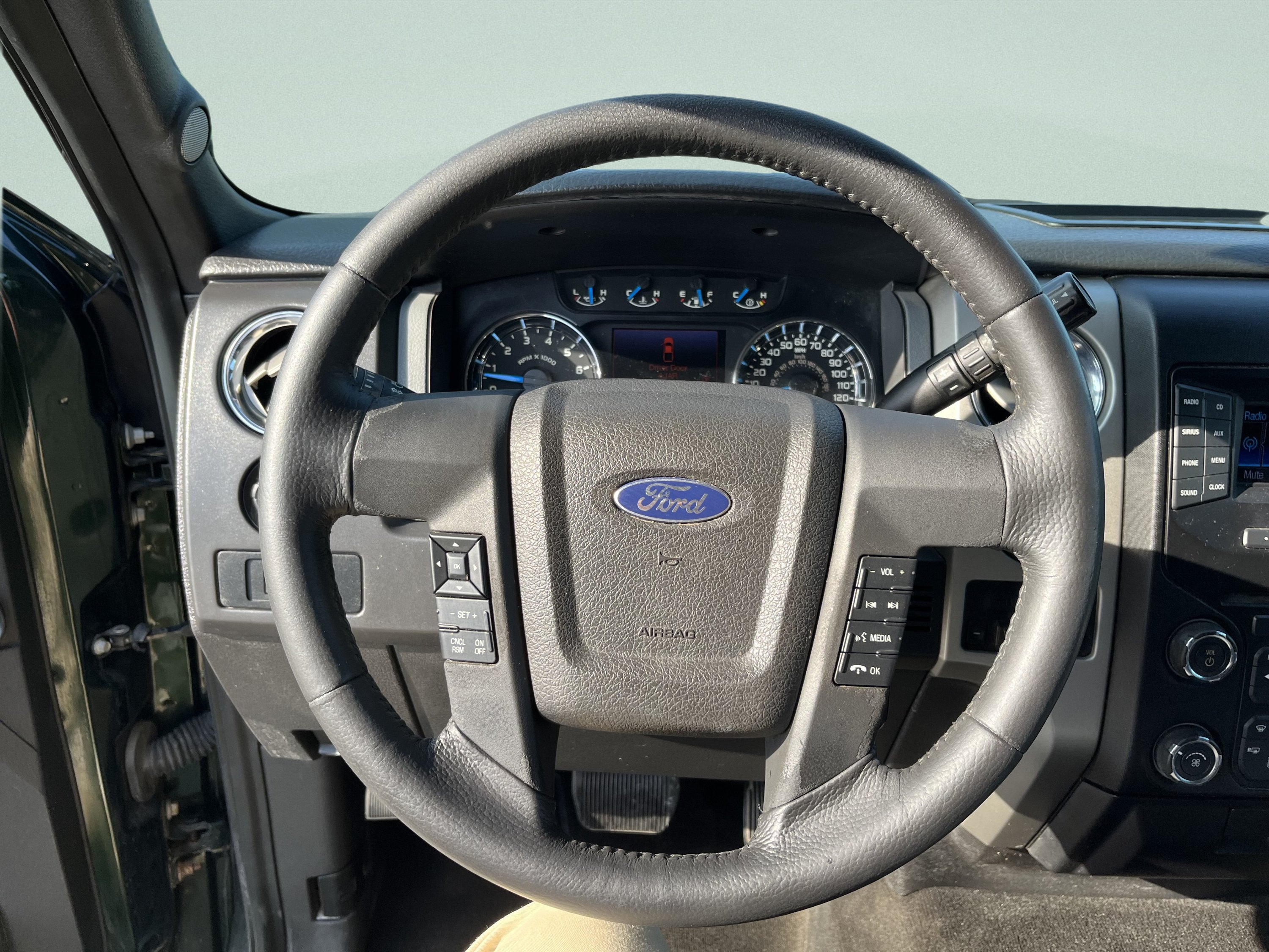 Used 2013 Ford F150 XLT w/ Luxury Equipment Group AWD/4WD image 14