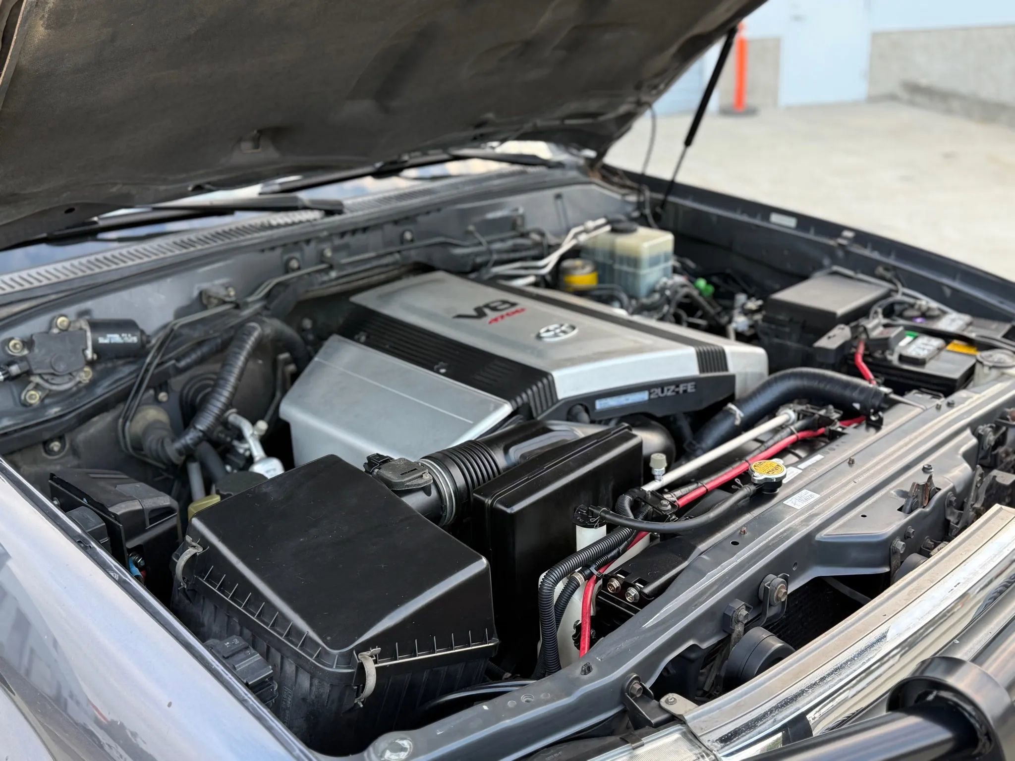 Used 2004 Toyota Land Cruiser image 12