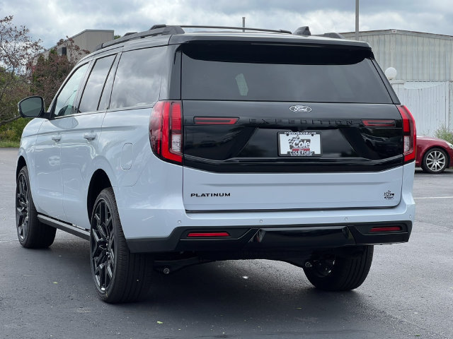 New 2026 Ford Expedition Platinum w/ Stealth Performance Package AWD/4WD image 12