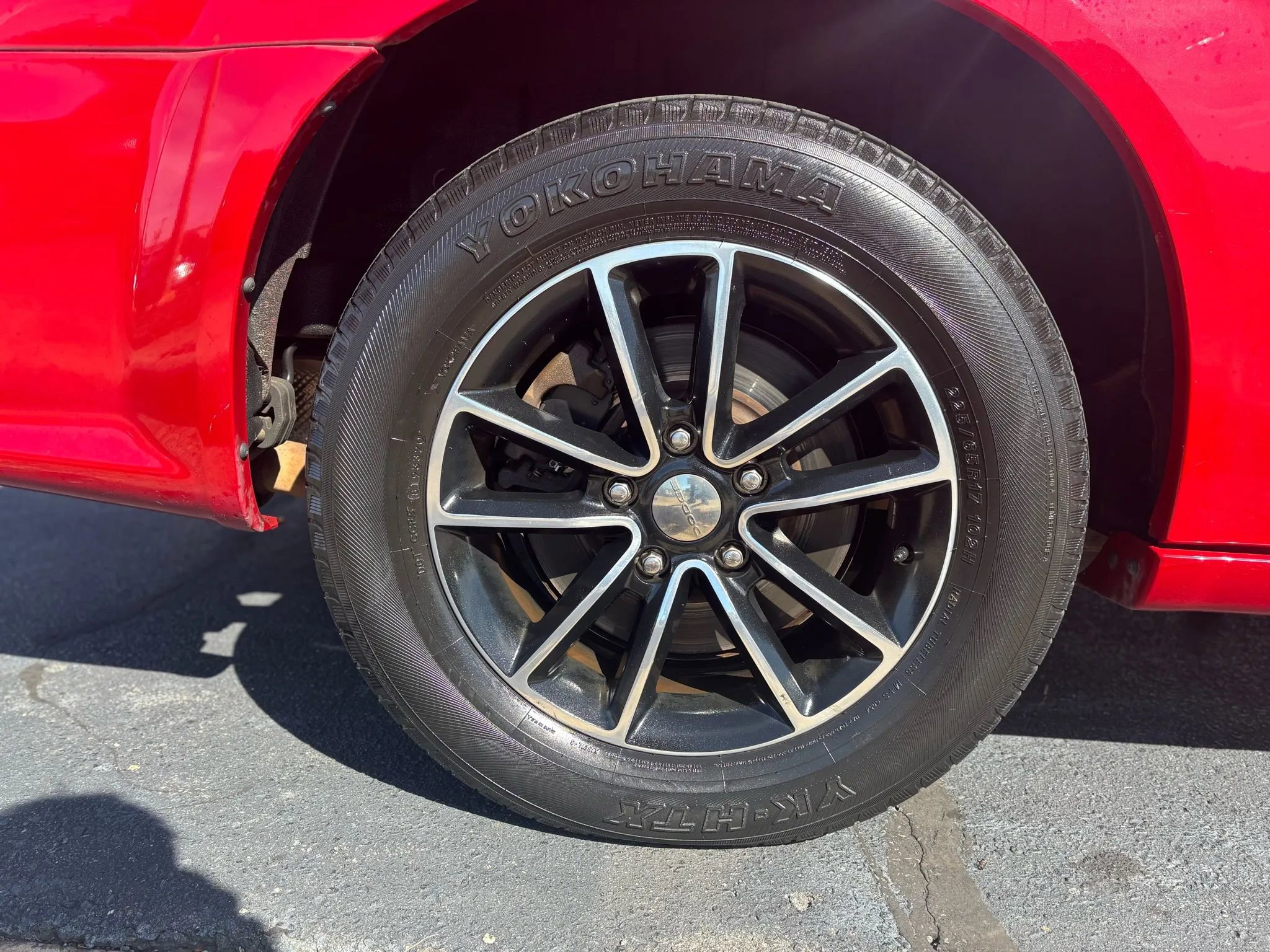 Used 2016 Dodge Grand Caravan R/T image 18