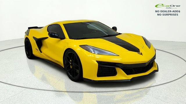 Used 2026 Chevrolet Corvette Z06 RWD image 2