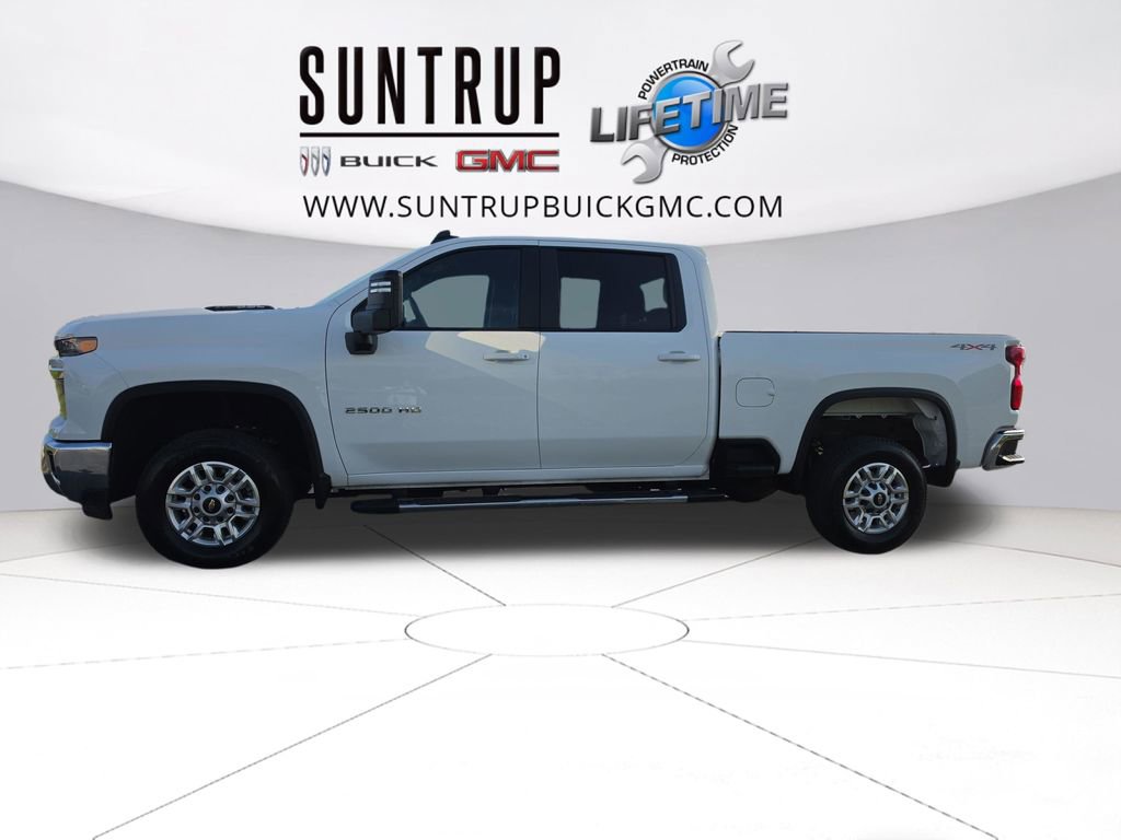 Used 2025 Chevrolet Silverado 2500 LT w/ Convenience Package image 2